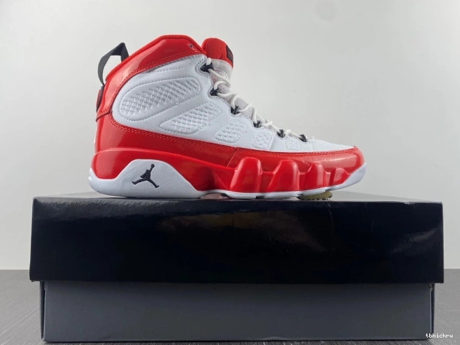 Reps TBK 9 302370-160 Jordan Red Air White Retro Gym 0807